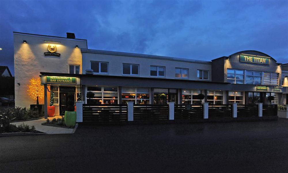 The Titan Hotel Clydebank Kültér fotó