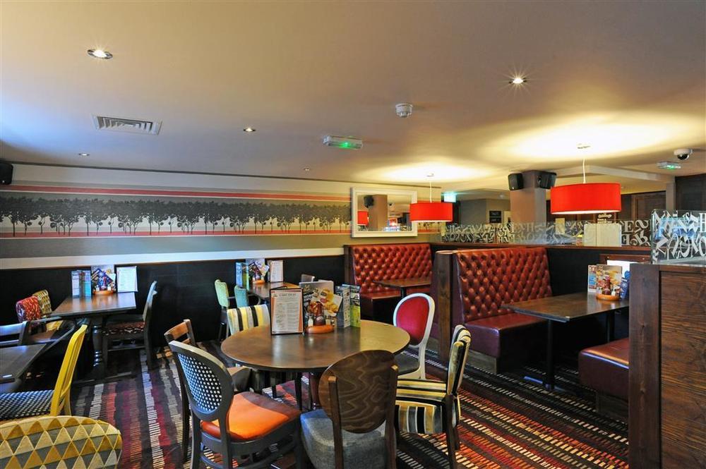 The Titan Hotel Clydebank Étterem fotó