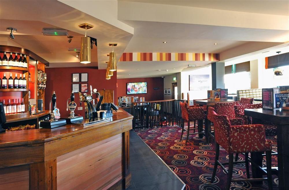 The Titan Hotel Clydebank Étterem fotó