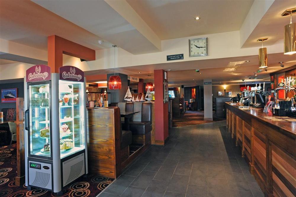 The Titan Hotel Clydebank Étterem fotó