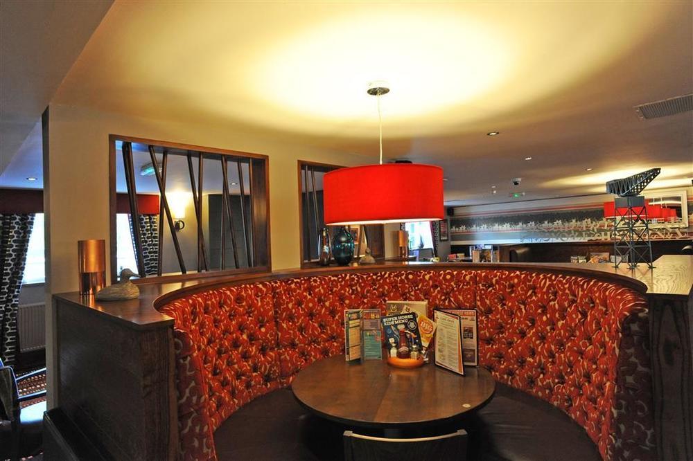 The Titan Hotel Clydebank Étterem fotó
