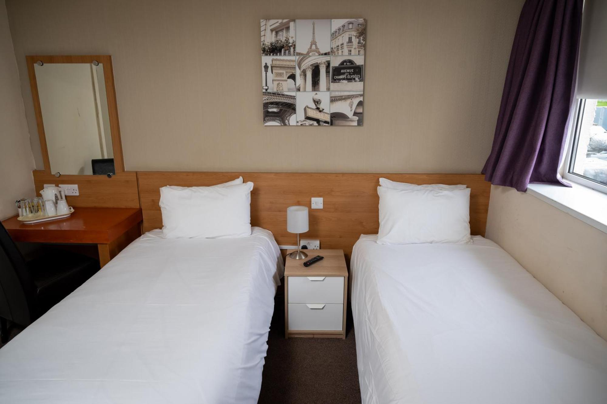The Titan Hotel Clydebank Kültér fotó