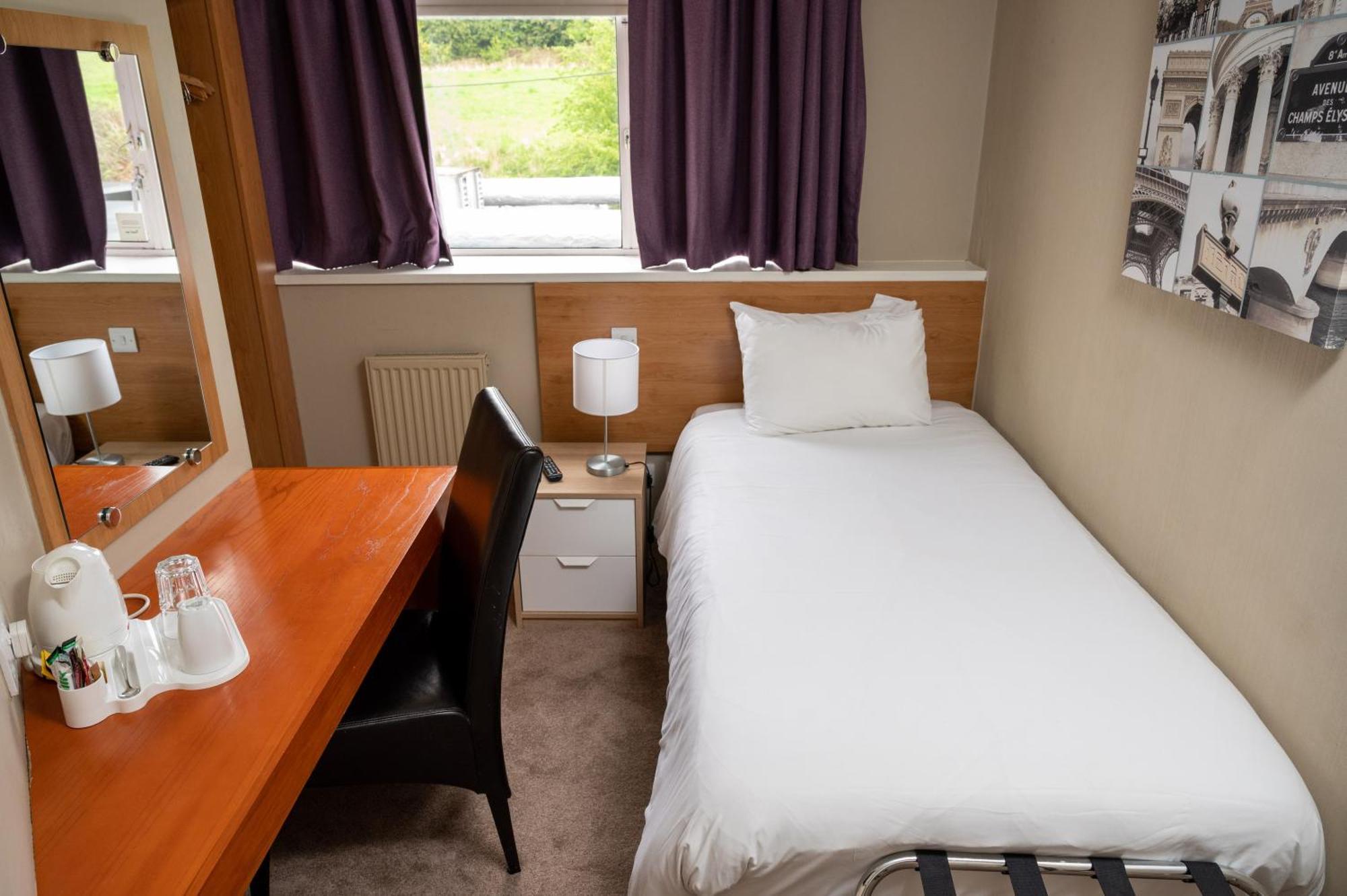 The Titan Hotel Clydebank Kültér fotó