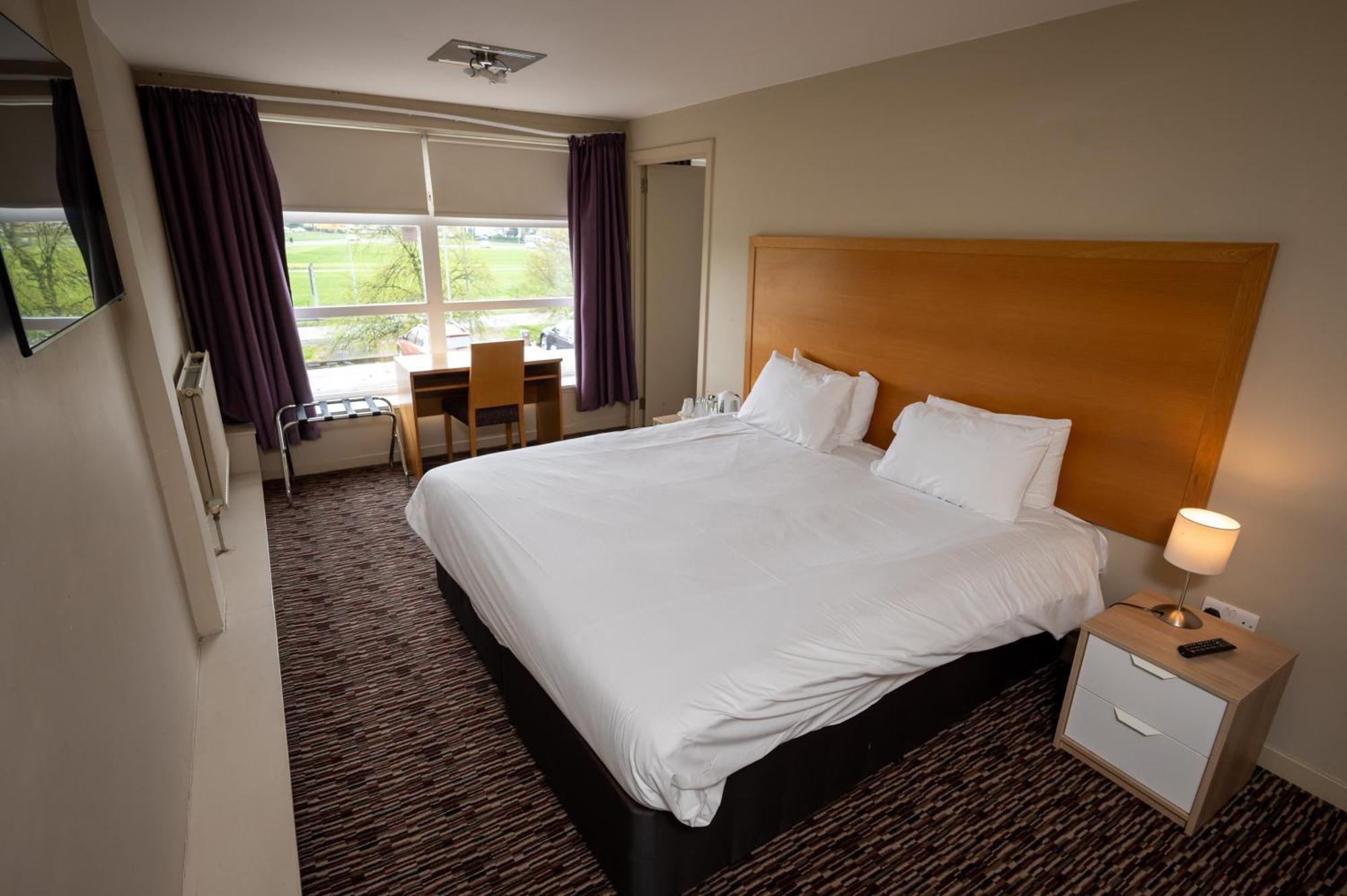 The Titan Hotel Clydebank Kültér fotó