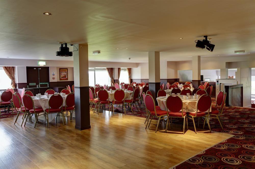 The Titan Hotel Clydebank Kültér fotó